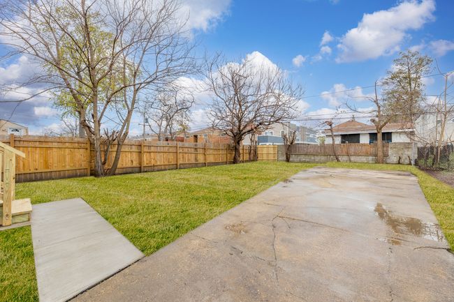2027 S 6 Th Ave, House other with 3 bedrooms, 1 bathrooms and 2 parking in Maywood IL | Image 17