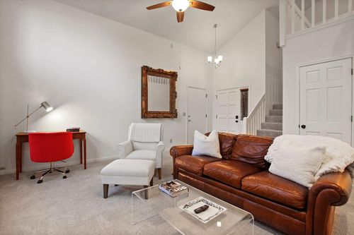 2804 Melody Ln, COLUMBIA, MO, 65203-3669 | Card Image