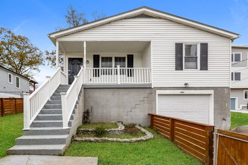 241 Warrior Rd, Madison, TN, 37115-4227 | Card Image