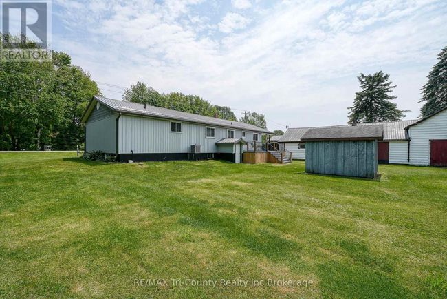 985 Norfolk County Rd 28, House other with 3 bedrooms, 2 bathrooms and 27 parking in Langton ON | Image 38