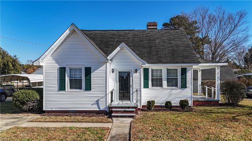 102 Jordan Dr, Smithfield, VA, 23430-1424 | Card Image