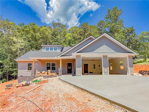 816 Armada Way, West Union, SC, 29696-2801 | Card Image