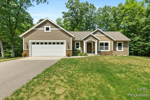 2577 Chapel Ct, Dorr, MI, 49323-8401 | Card Image