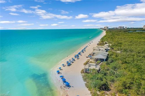 402-5817 Glencove Dr, NAPLES, FL, 34108-3139 | Card Image