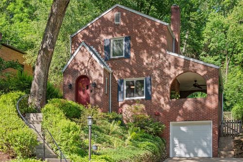 206 Valley Dr, Pittsburgh, PA, 15215-1708 | Card Image