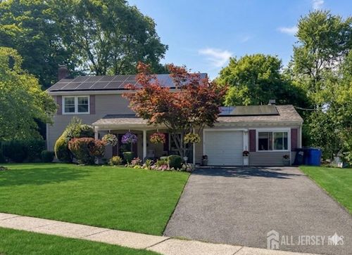 16 Neptune Ct, Somerset, NJ, 08873-2938 | Card Image