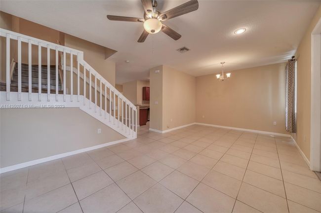 0 - 27514 Sw 140th Ave, Townhouse with 3 bedrooms, 2 bathrooms and null parking in Homestead FL | Image 7