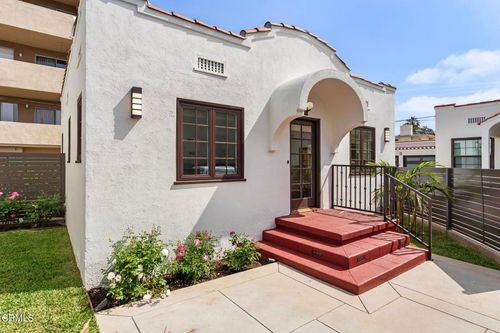 4-520 S Los Robles Ave, Pasadena, CA, 91101-3806 | Card Image