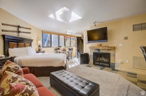 407-1485 Empire Ave, Park City, UT, 84060-5112 | Card Image