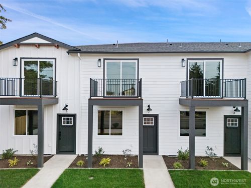 unit-2-669 W Hendrickson Rd, Sequim, WA, 98382-3193 | Card Image