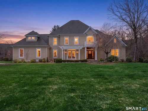 15 Shire Ct, Cheshire, CT, 06410-3556 | Card Image