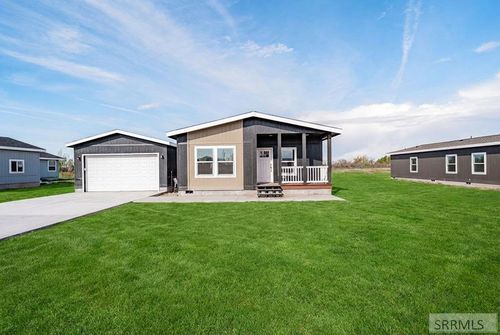 976 Cottage Ln, Blackfoot, ID, 83221-2507 | Card Image