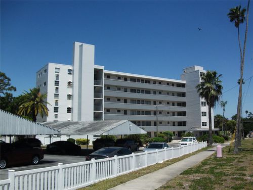 apt-5f-200 N Betty Ln, CLEARWATER, FL, 33755-4700 | Card Image
