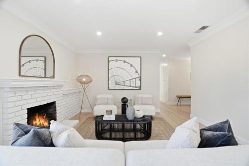 911 Inverness Way, Sunnyvale, CA, 94087 | Card Image