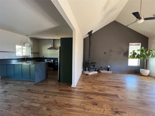 unit-b-3600 Mcgregor Ln, Dripping Springs, TX, 78620-5571 | Card Image