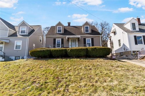 224 Maryland Ave, Greensburg, PA, 15601-3957 | Card Image
