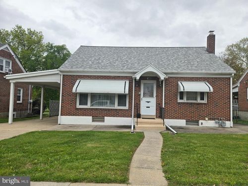 4002 8th Ave, TEMPLE, PA, 19560-1914 | Card Image