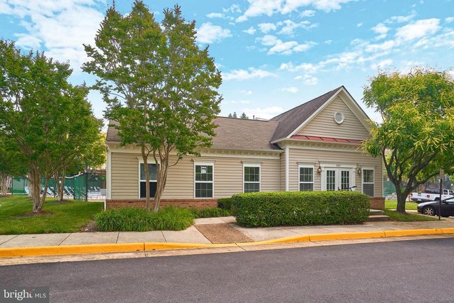6362 Dakine Cir, Townhouse with 3 bedrooms, 4 bathrooms and null parking in SPRINGFIELD VA | Image 51