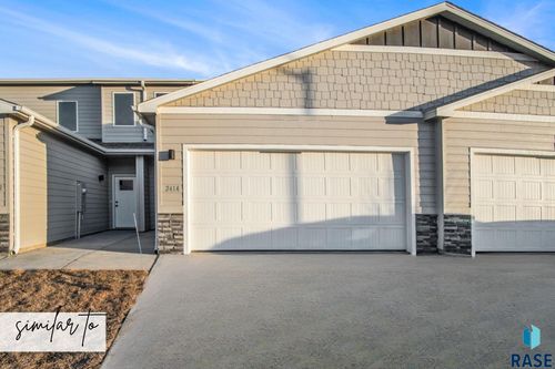 5722 E Marley Pl, Sioux Falls, SD, 57108-8882 | Card Image