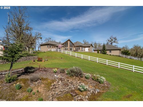 1000 Windy Mountain Ln, Oakland, OR, 97462-2010 | Card Image