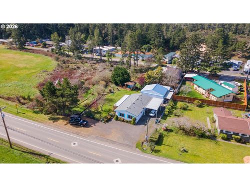 735 N 8th St, Lakeside, OR, 97449-9638 | Card Image