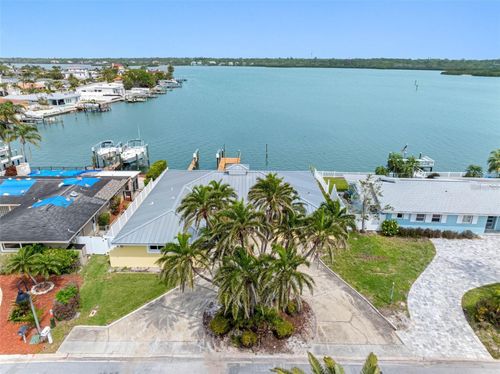 512 173rd Ave E, NORTH REDINGTON BEACH, FL, 33708-1337 | Card Image