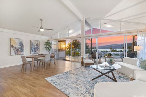 243 Poipu Dr, Honolulu, HI, 96825-2126 | Card Image