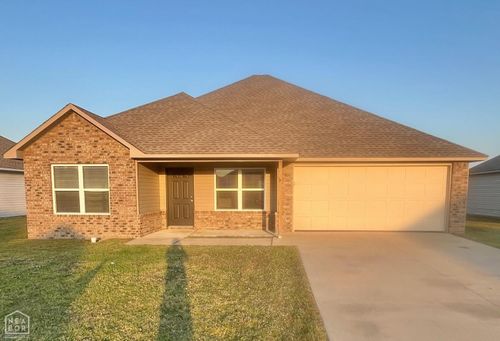 3800 Churchill Dr, Jonesboro, AR, 72404-7092 | Card Image