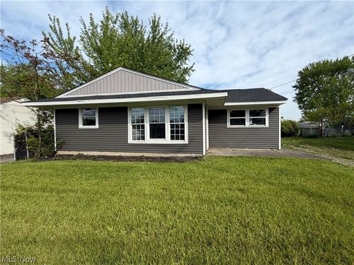58 Rutledge Dr, Youngstown, OH, 44505-4940 | Card Image