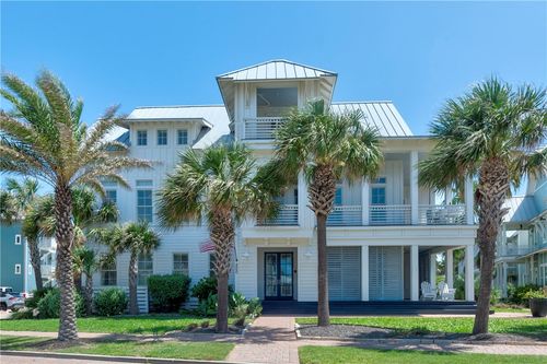 200 Round Rd, Port Aransas, TX, 78373 | Card Image