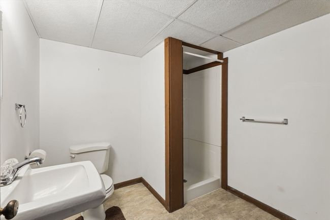 1 Westview Ter, House other with 3 bedrooms, 2 bathrooms and 3 parking in Easthampton MA | Image 33