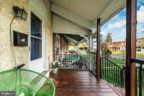 610 N Cannon Ave, LANSDALE, PA, 19446-1818 | Card Image