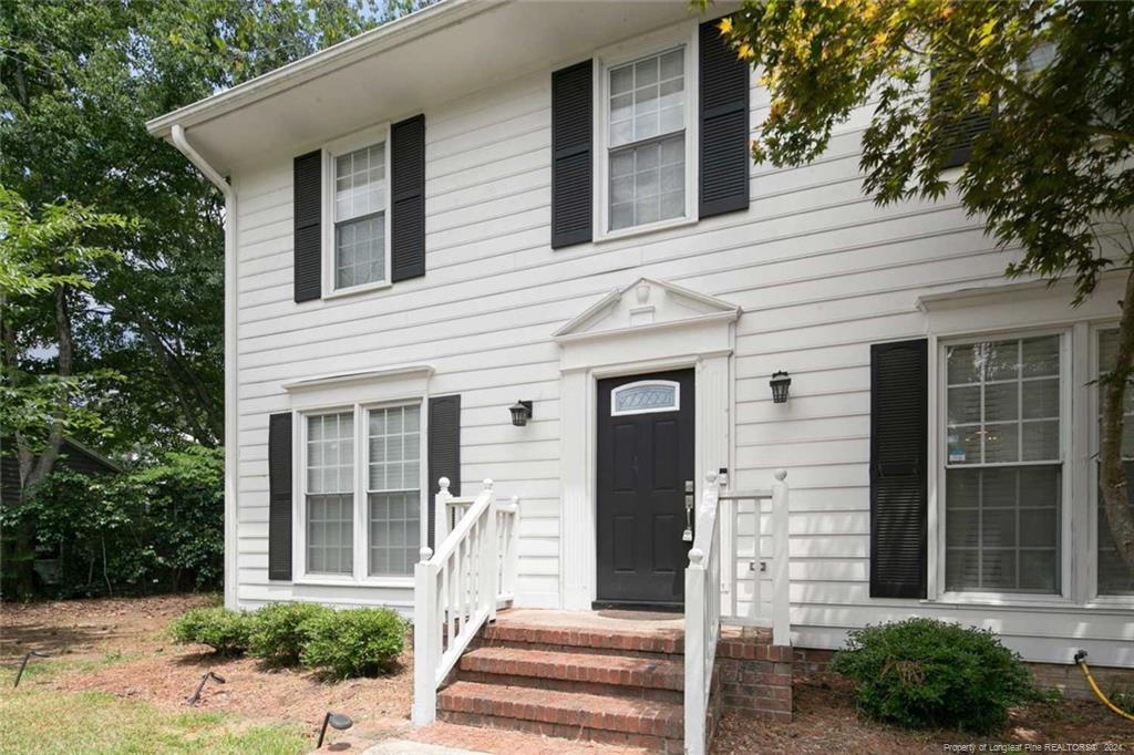 Penrose Dr, Fayetteville, NC 28304