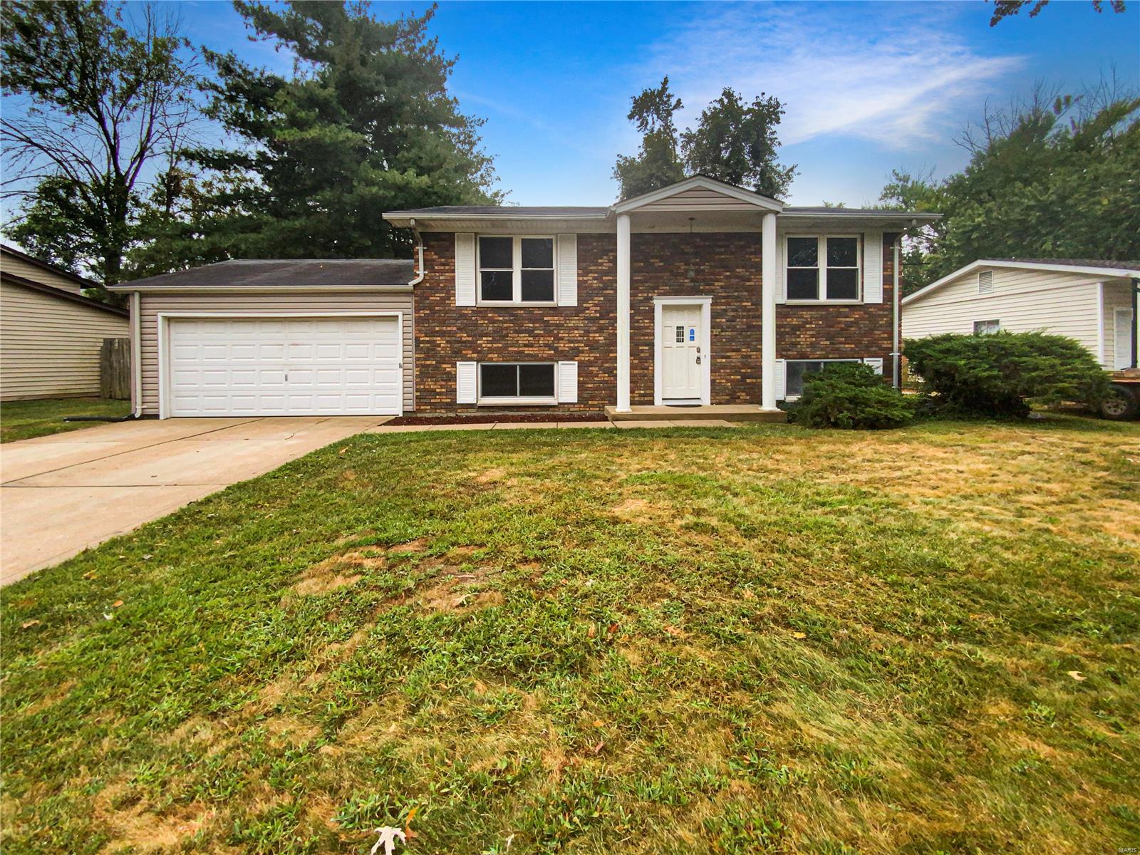 Piedras Pkwy, Fenton, MO 63026