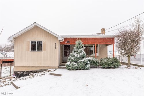 518 Summit Ave, Niles, OH, 44446-3640 | Card Image