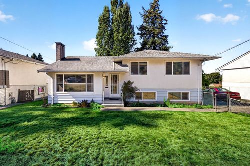 9455 113b Street, Delta, BC, V4C5G6 | Card Image