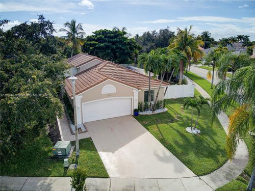 1113 Nw 175th Ave, Pembroke Pines, FL, 33029-3149 | Card Image