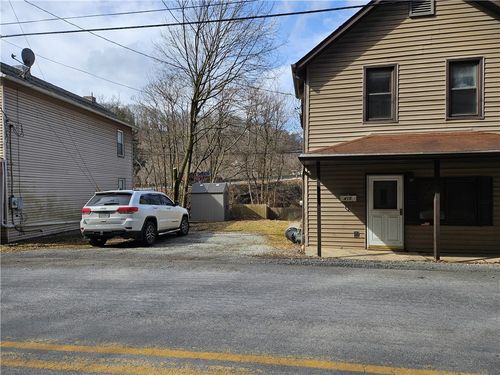 415 Evergreen Rd, Leechburg, PA, 15656-1296 | Card Image