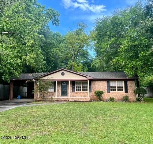 228 Huntington Rd, Wilmington, NC, 28403-4613 | Card Image