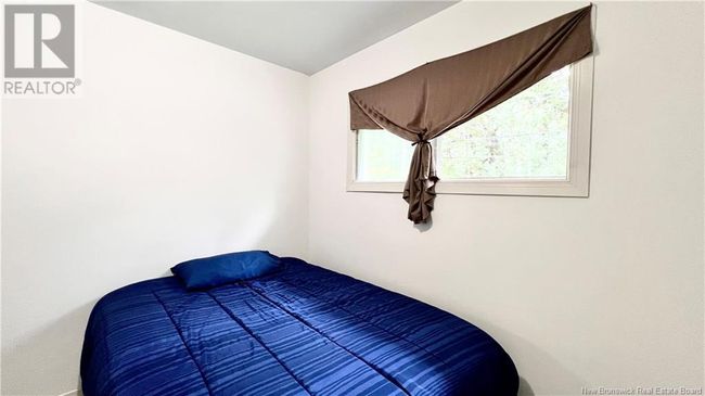 1235 Vanier Blvd, House other with 5 bedrooms, 2 bathrooms and null parking in Bathurst NB | Image 27