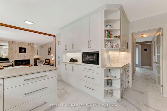 2121 Fillmore Cres, House other with 5 bedrooms, 4 bathrooms and 4 parking in Gloucester ON | Image 12