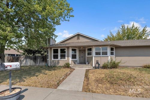 140 W 15th N, Mountain Home, ID, 83647 | Card Image