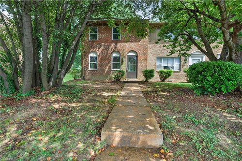 a-3919 Overland Hts, Greensboro, NC, 27407-4461 | Card Image