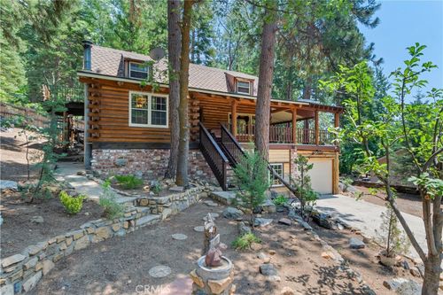 6211 Oak Ave, Angelus Oaks, CA, 92305-9527 | Card Image