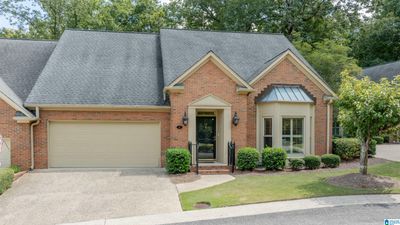 10 The Oaks Circle, Townhouse with 3 bedrooms, 3 bathrooms and null parking in HOOVER AL | Image 1