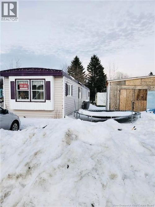 15 Midway Dr, Moncton, NB, E1E2J6 | Card Image