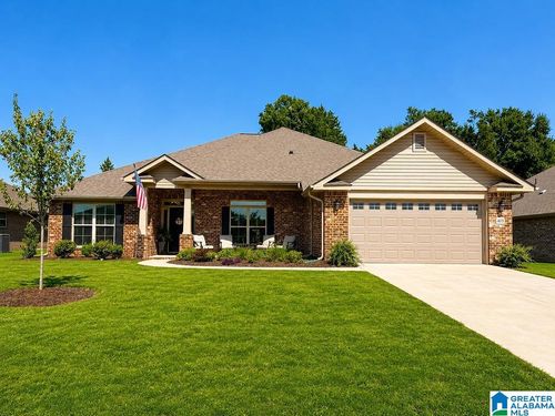 403 Harless Ln, ALABASTER, AL, 35007-4043 | Card Image