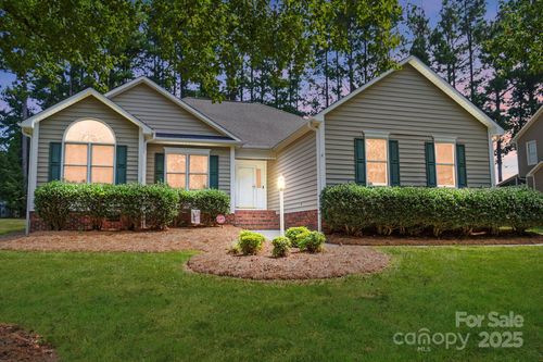 8877 Oldenburg Dr, Mount Pleasant, NC, 28124-8543 | Card Image