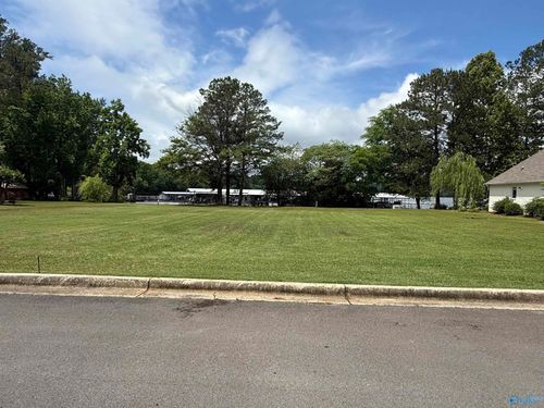 109 Riveria Drive, Guntersville, AL, 35976 | Card Image