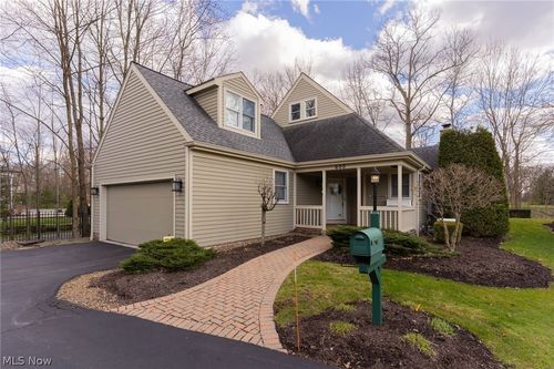 600 The Grn Ne, Warren, OH, 44484-6718 | Card Image